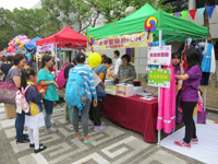 學院於「中大校友日」設置的攤位大受歡迎